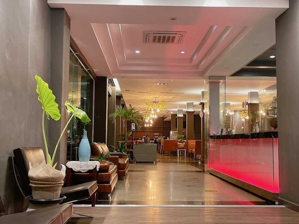 C & N Hotel Patong
