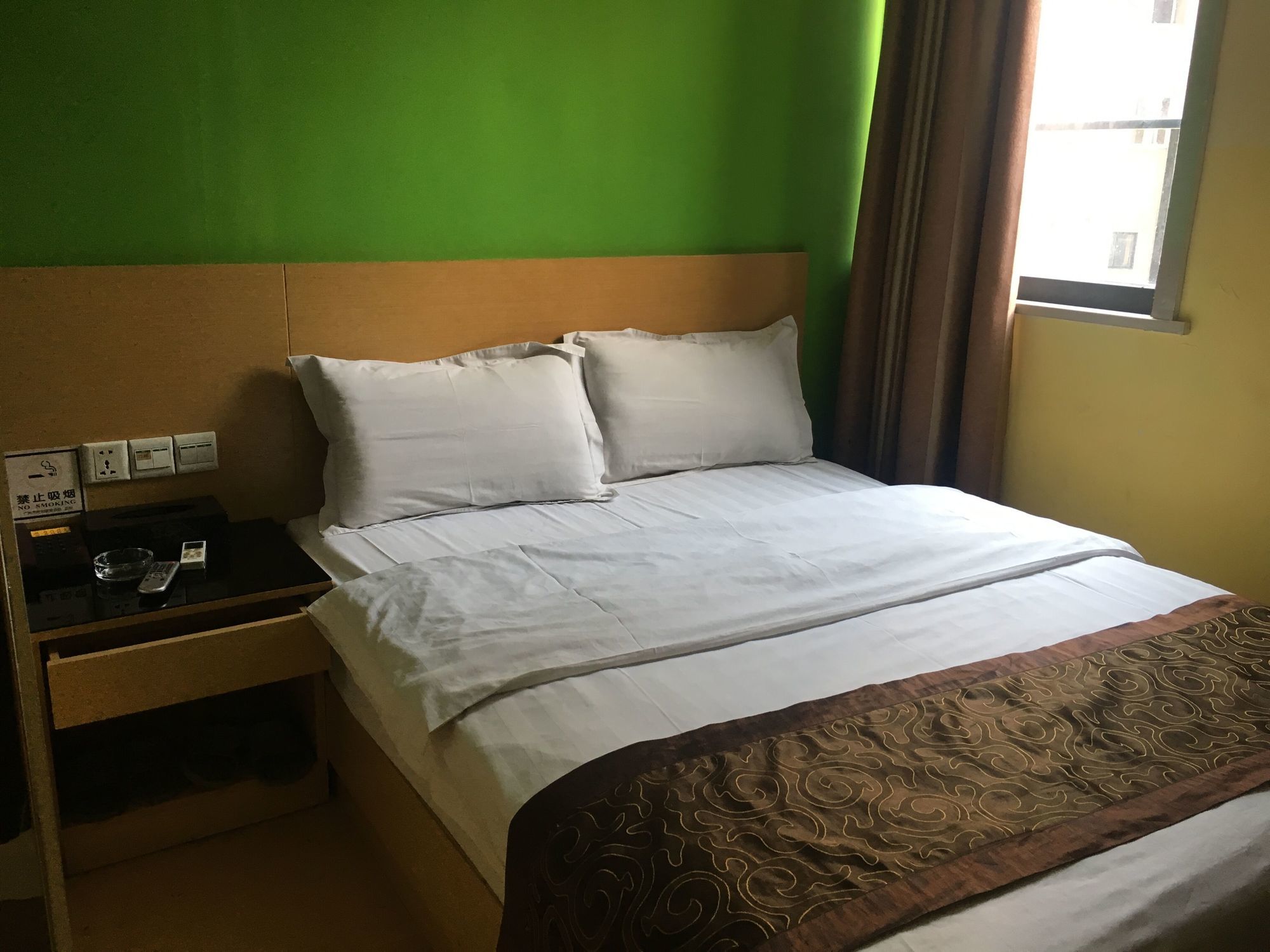 Bisheng Hotel