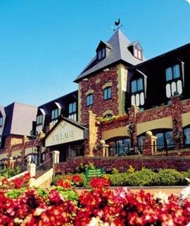 Village Wirral - Hotel & Leisure Club