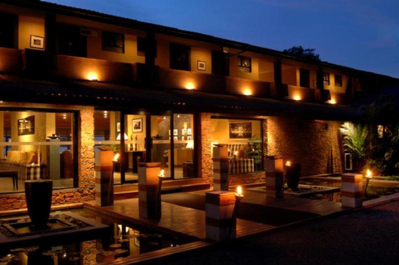 The Lake Hotel