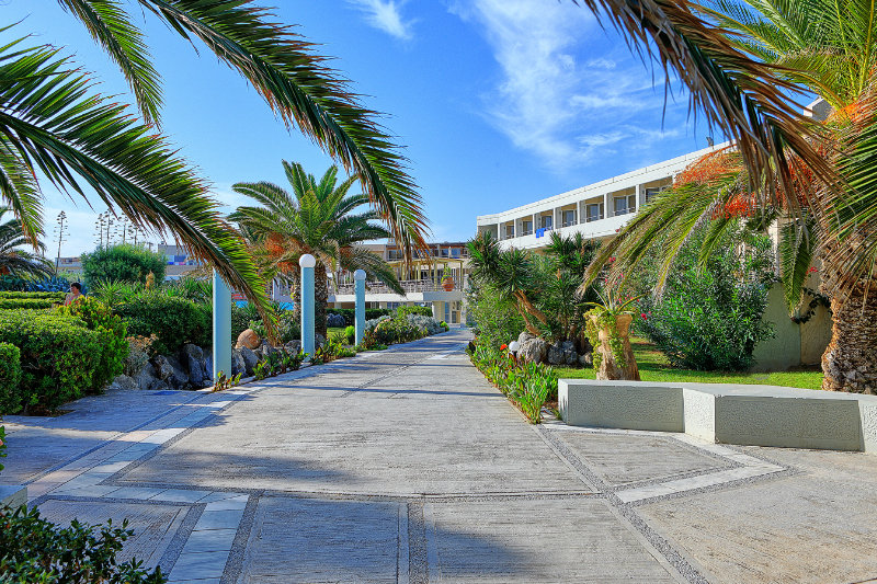 Santa Marina Resort & Spa