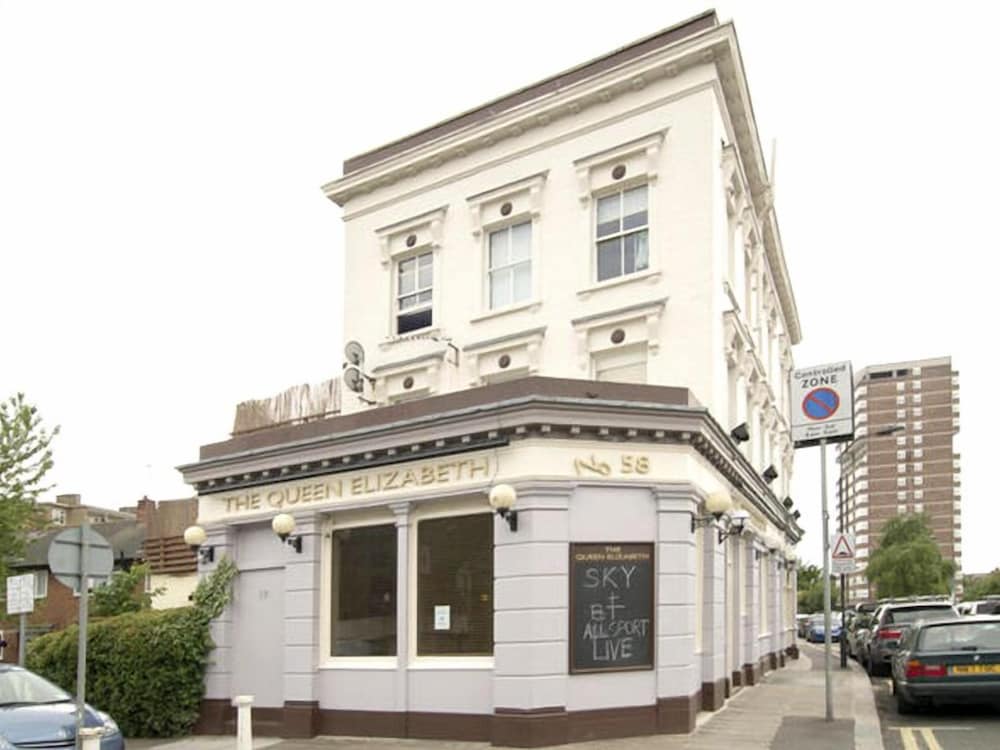 Queen Elizabeth Hostel