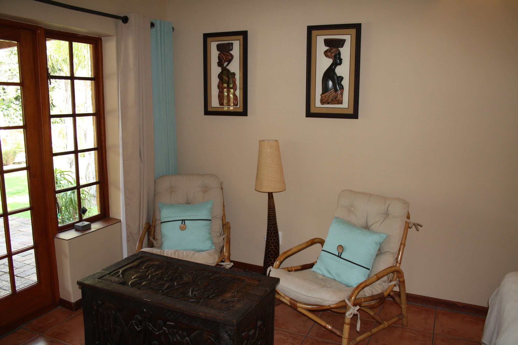 Khashamongo Guesthouse