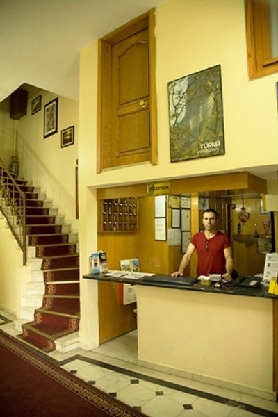 Yunus Emre Hostel Istanbul