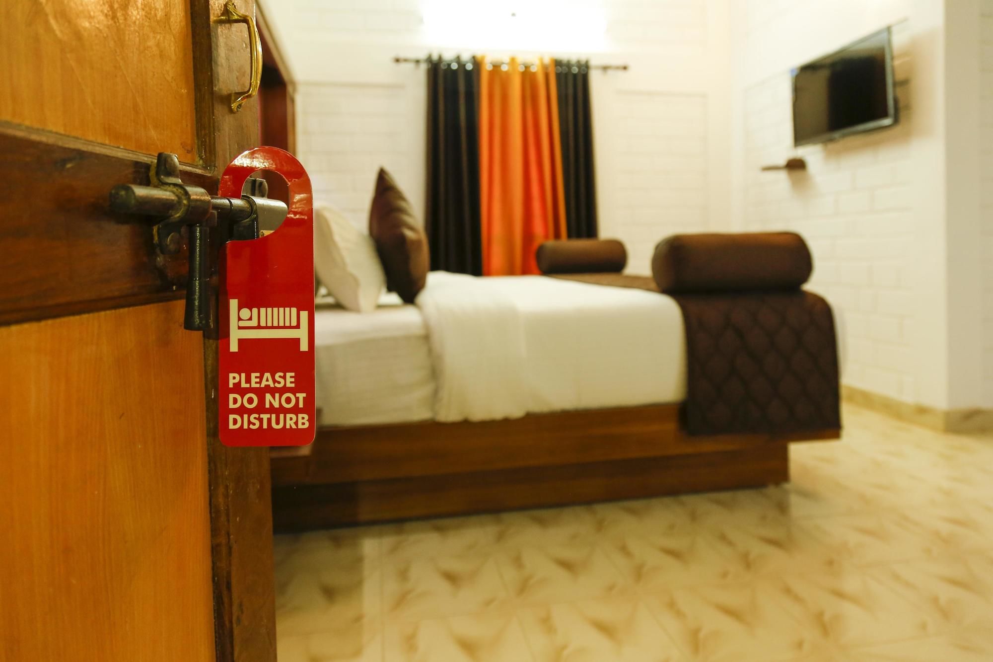 Oyo 7966 Pallivasal