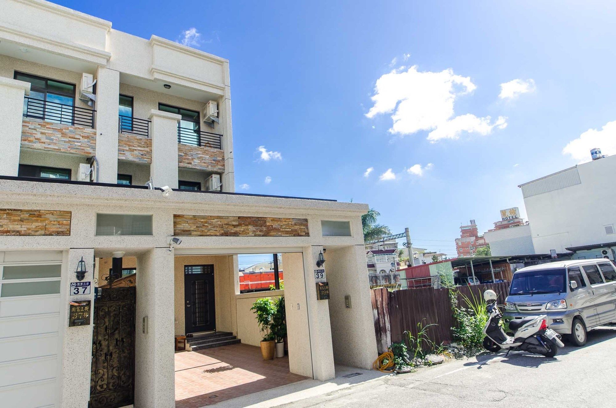 Moli Homestay