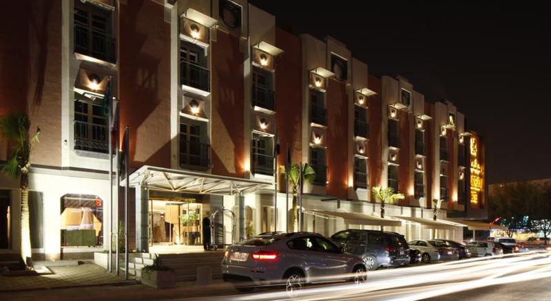 Grand Plaza Takhasosi Hotel