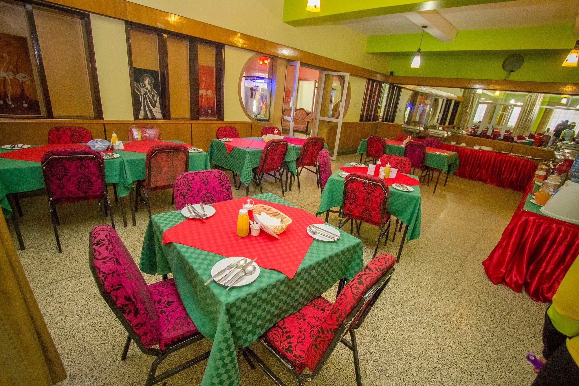 Sagret Hotel Equatorial