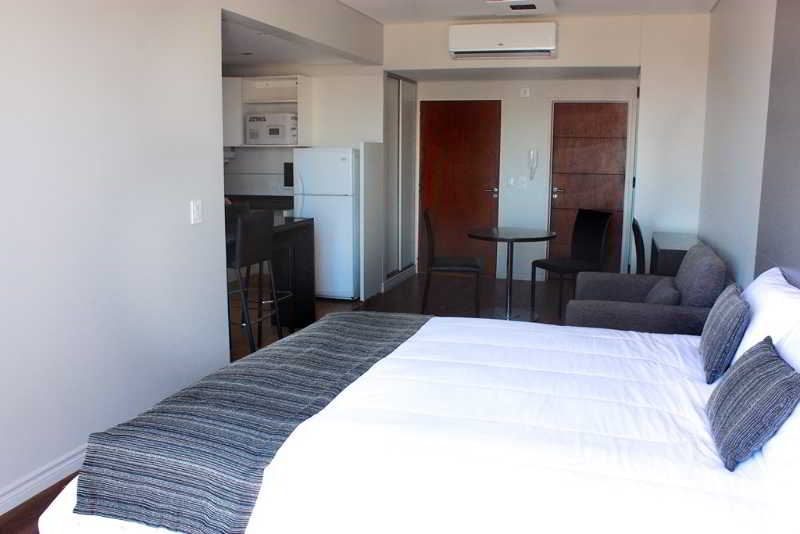 CH Recoleta Suites