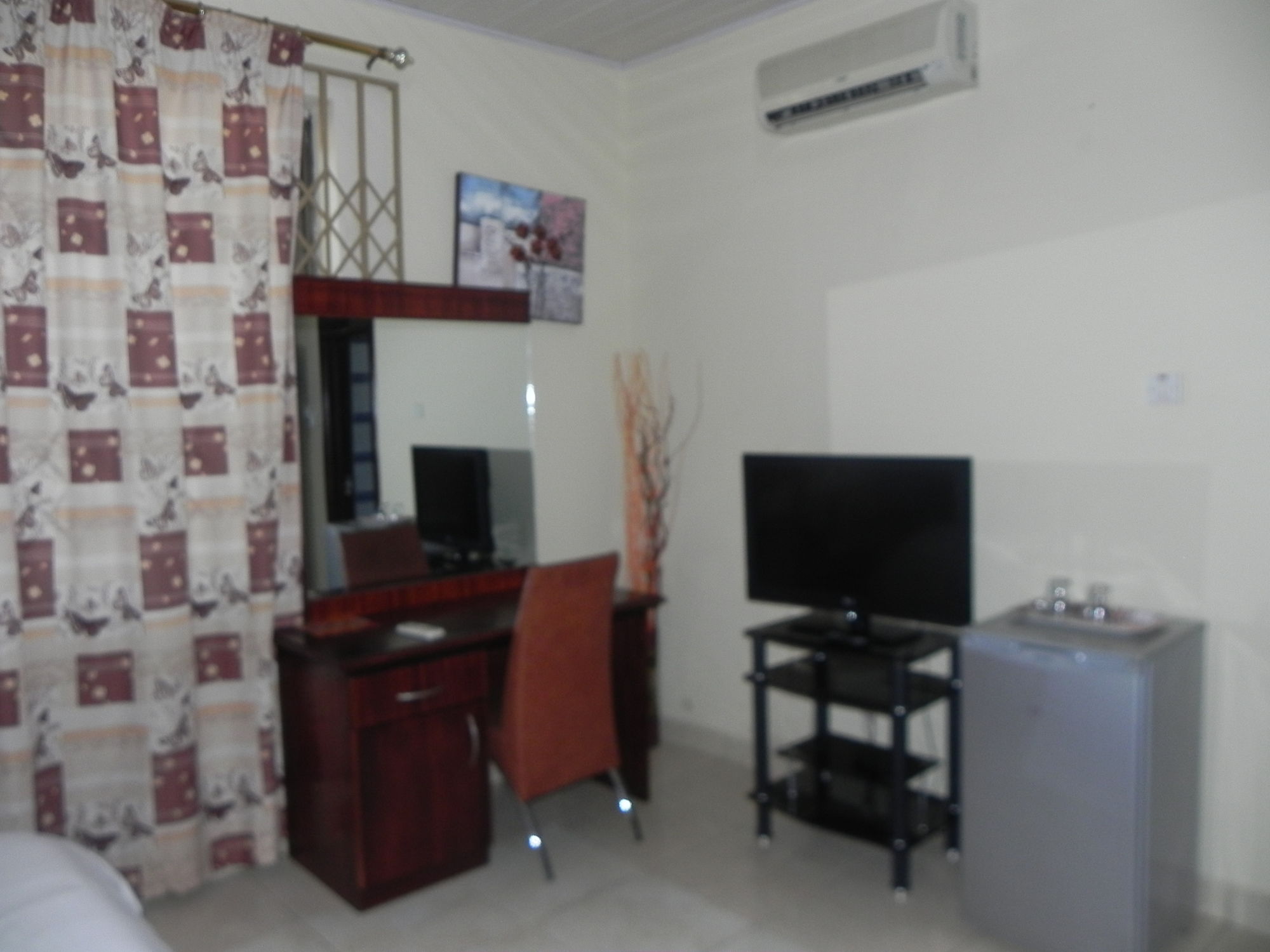 Oriental Hotel North Legon