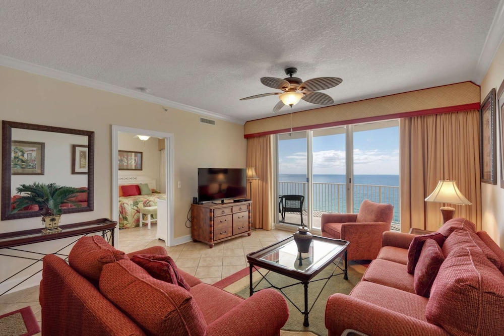 Twin Palms Condominiums