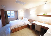Kindness Hotel - Tainan Chihkan Tower