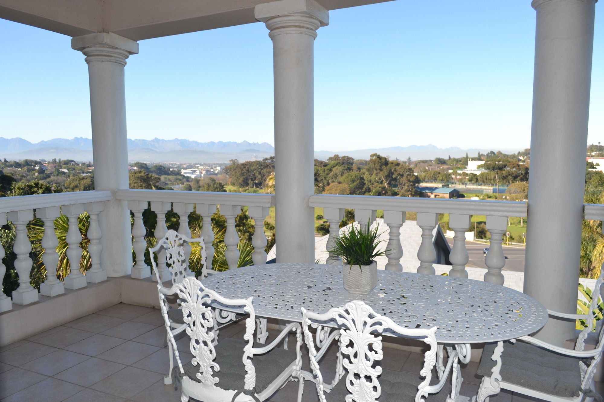 Bell Rosen Guesthouse