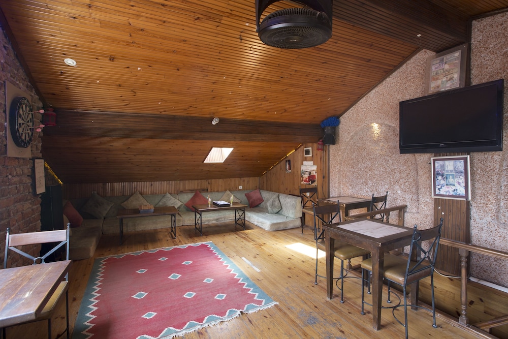 Hostal Cheers Hostel