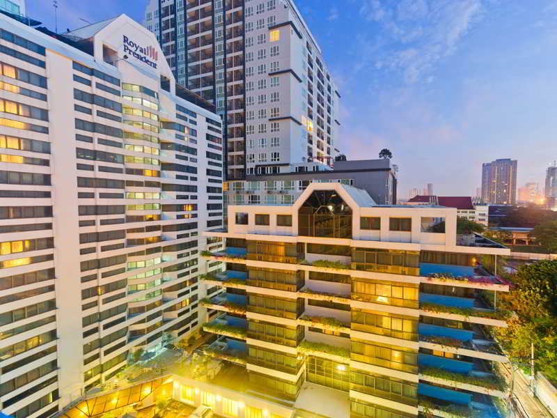 Royal President Suites