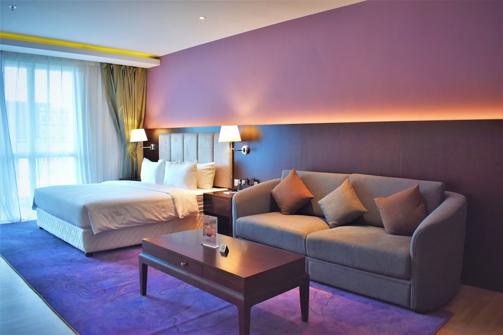 Olympia City Hotel By Dara