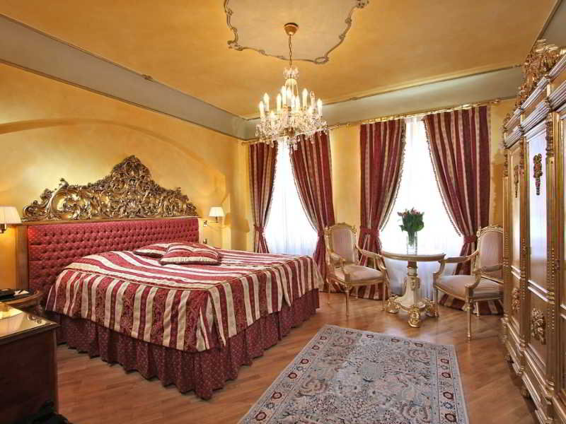 Alchymist Nosticova Palace