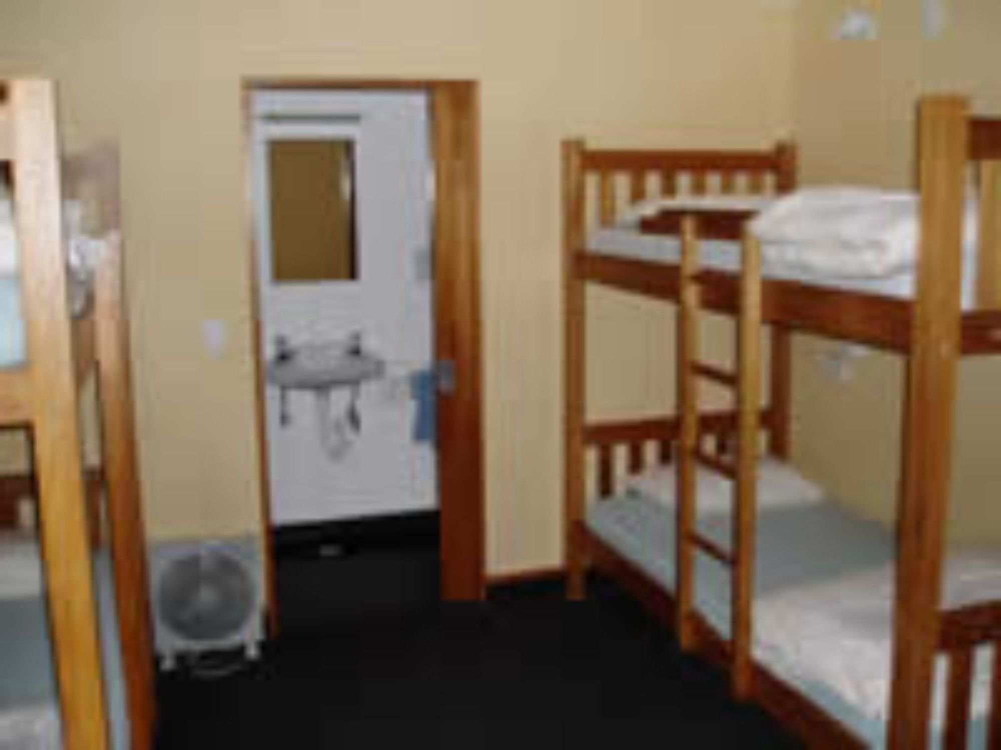 Rainbow Lodge Backpackers