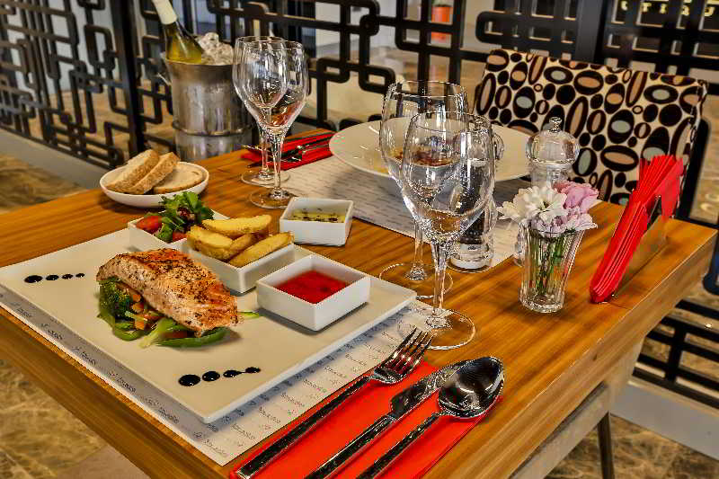 Business Life Boutique Hotel