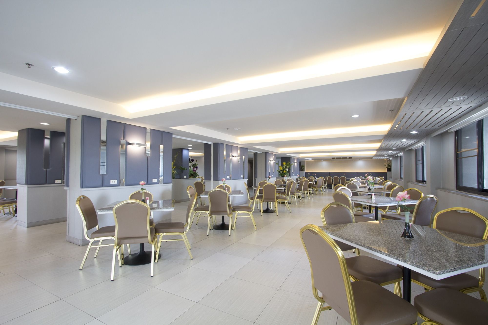 Royal Delight Hotel