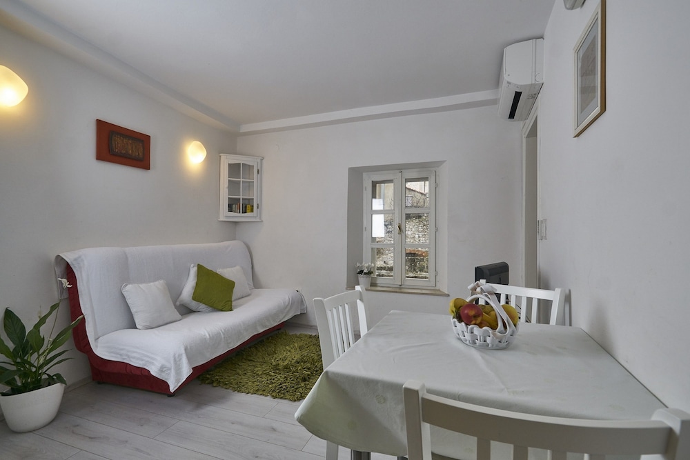 Apartments Old Town Finest