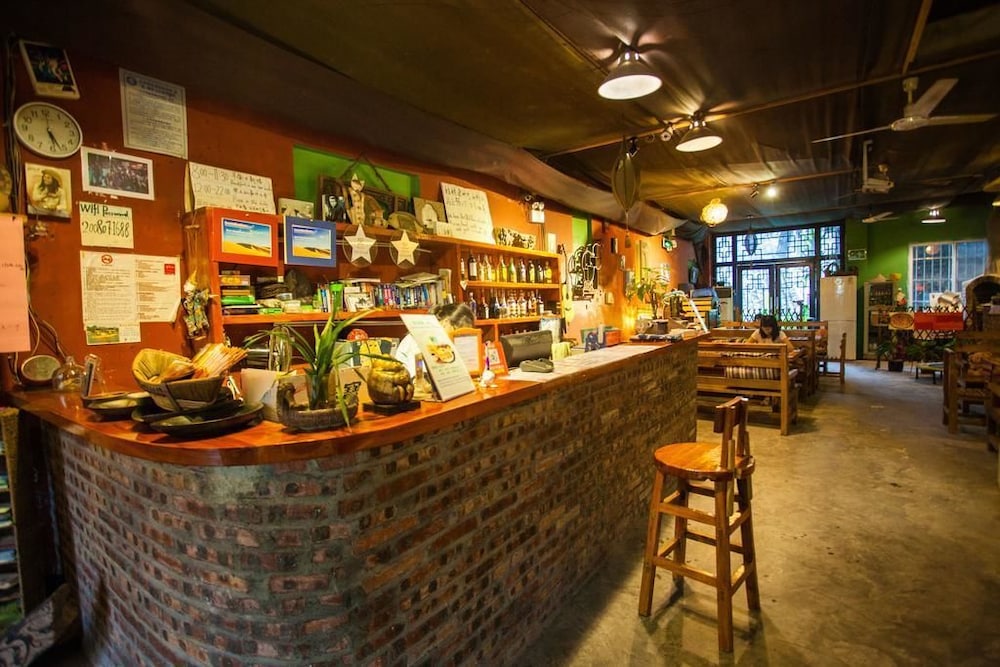 Xingping This Old Place International Youth Hostel