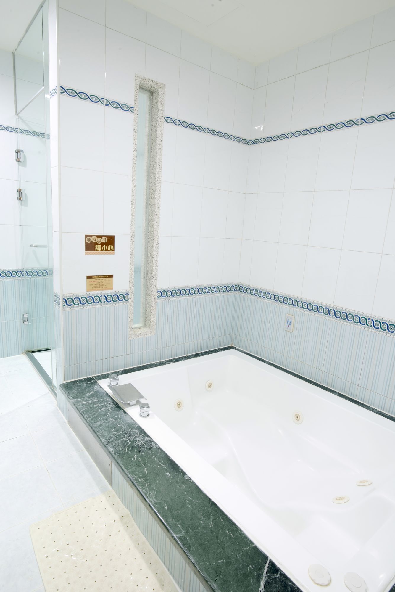 Shuiti Business Boutique Motel