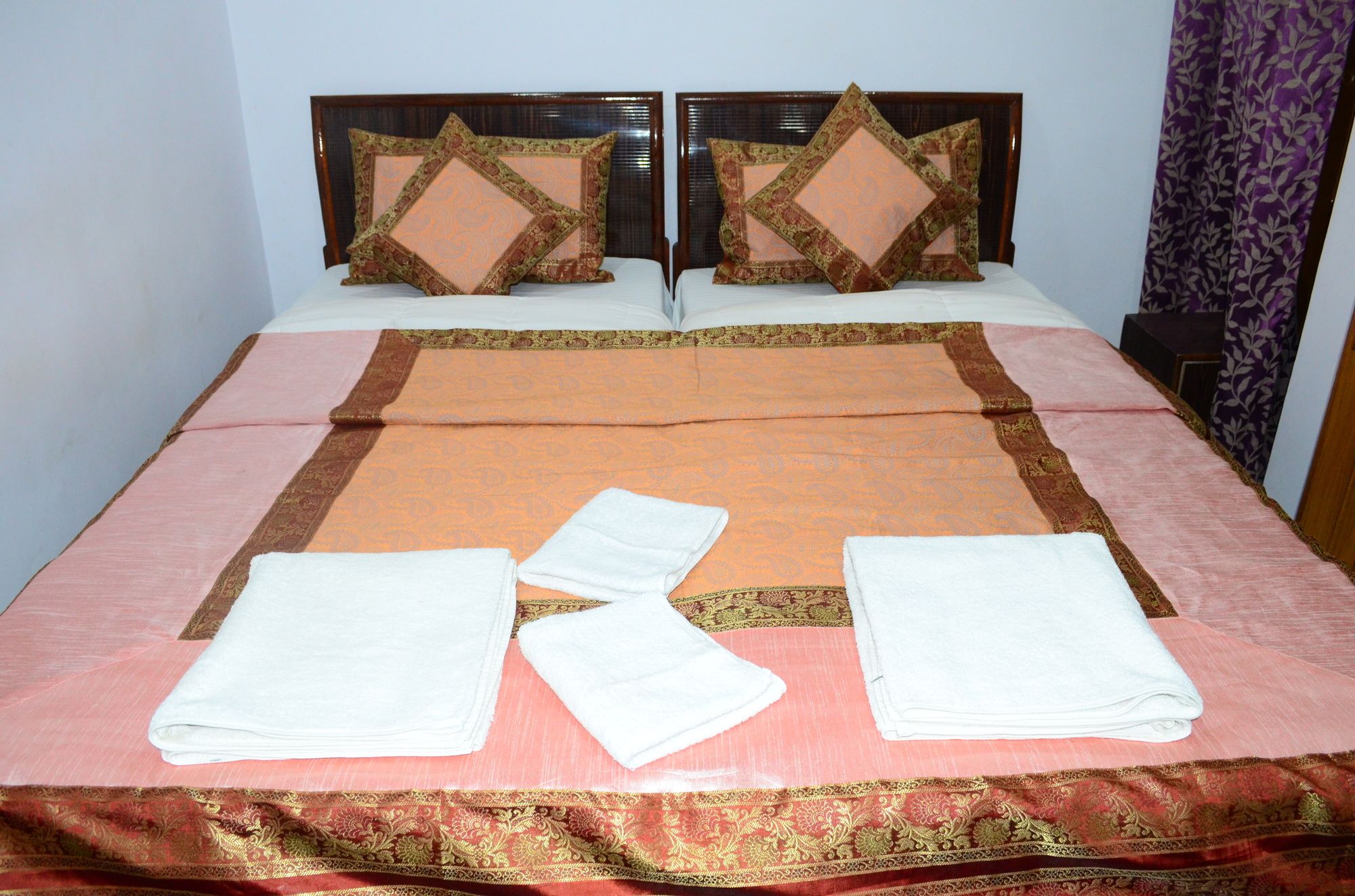 Shivratri Guest House