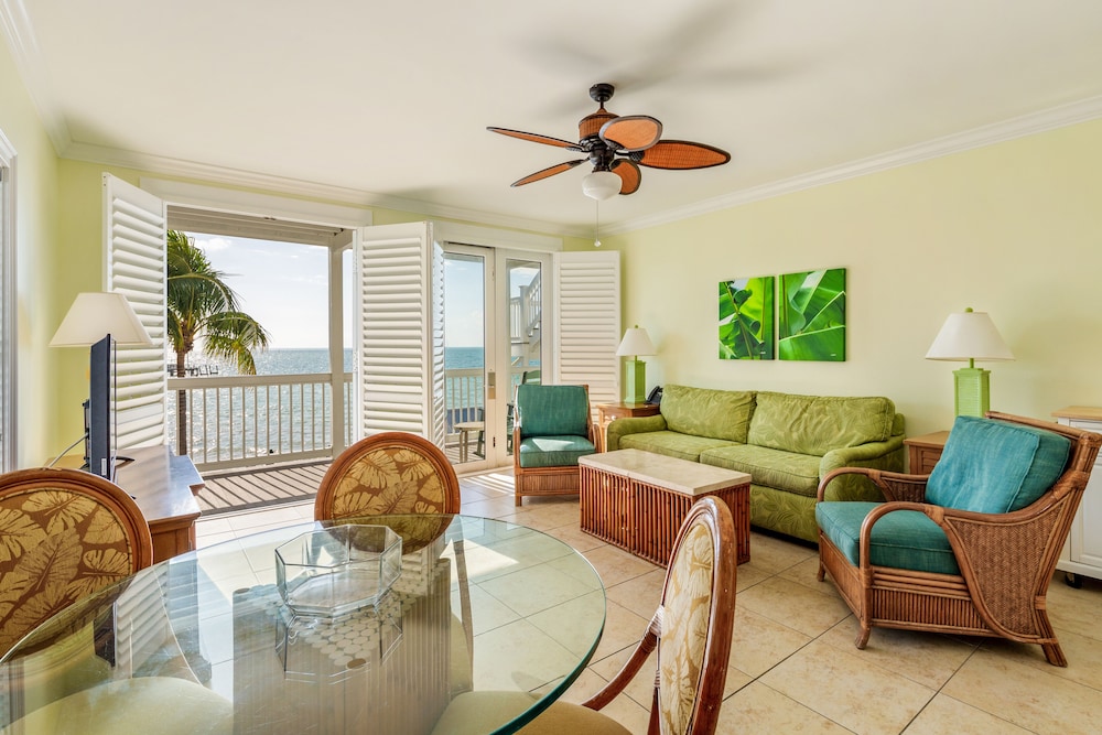 Coconut Beach Resort