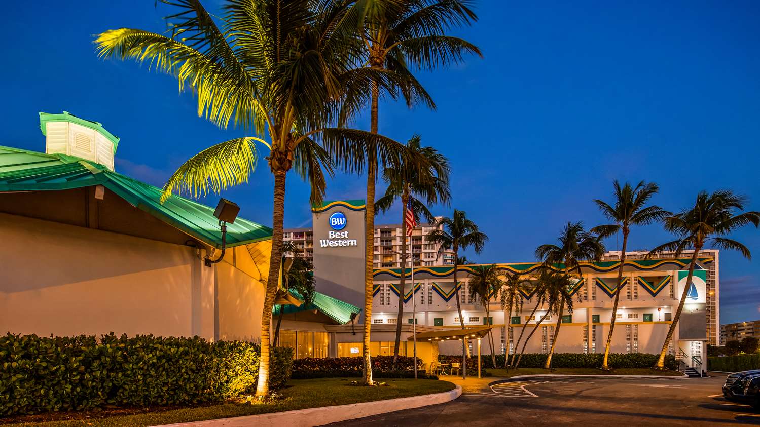 Best Western On the Bay Inn & Marina