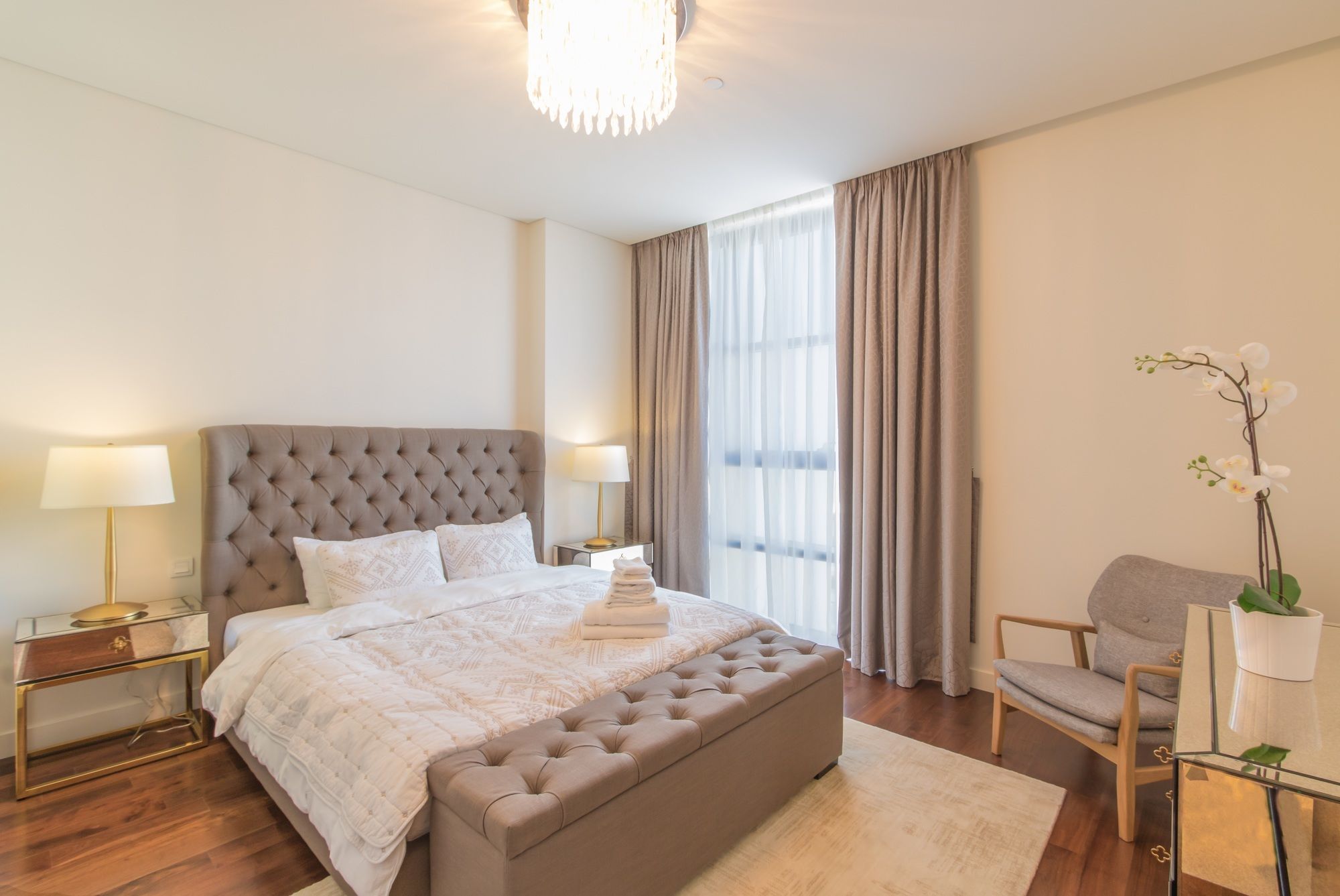 CIty Walk 12 by Driven Holiday Homes