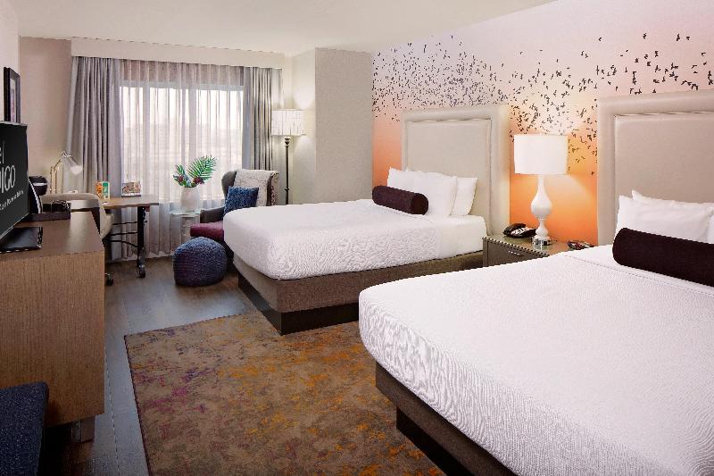 Hotel Indigo Austin Downtown - University