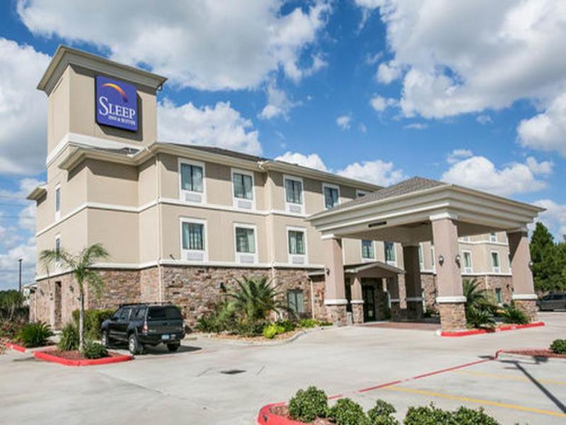 Restwell Inn & Suites