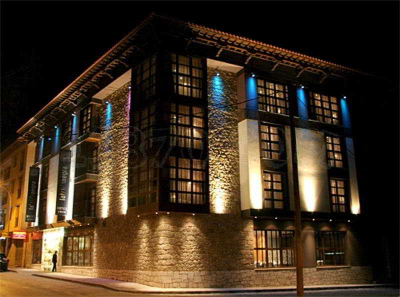 La Trufa Negra Hotel & Apartments