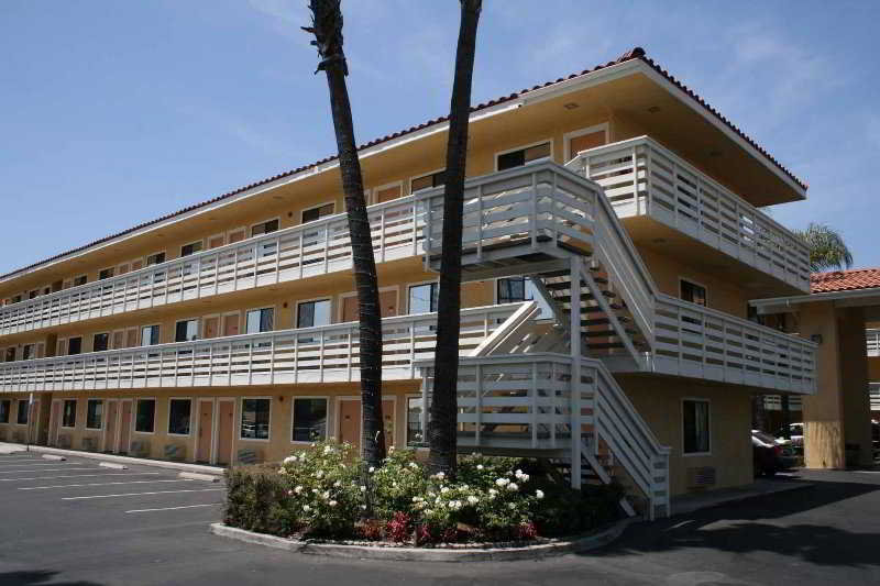 Studio 6 Anaheim