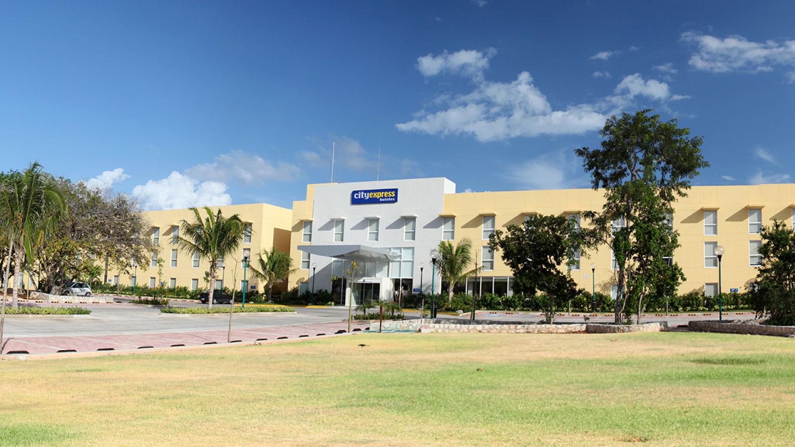 City Express by Marriott Playa Del Carmen