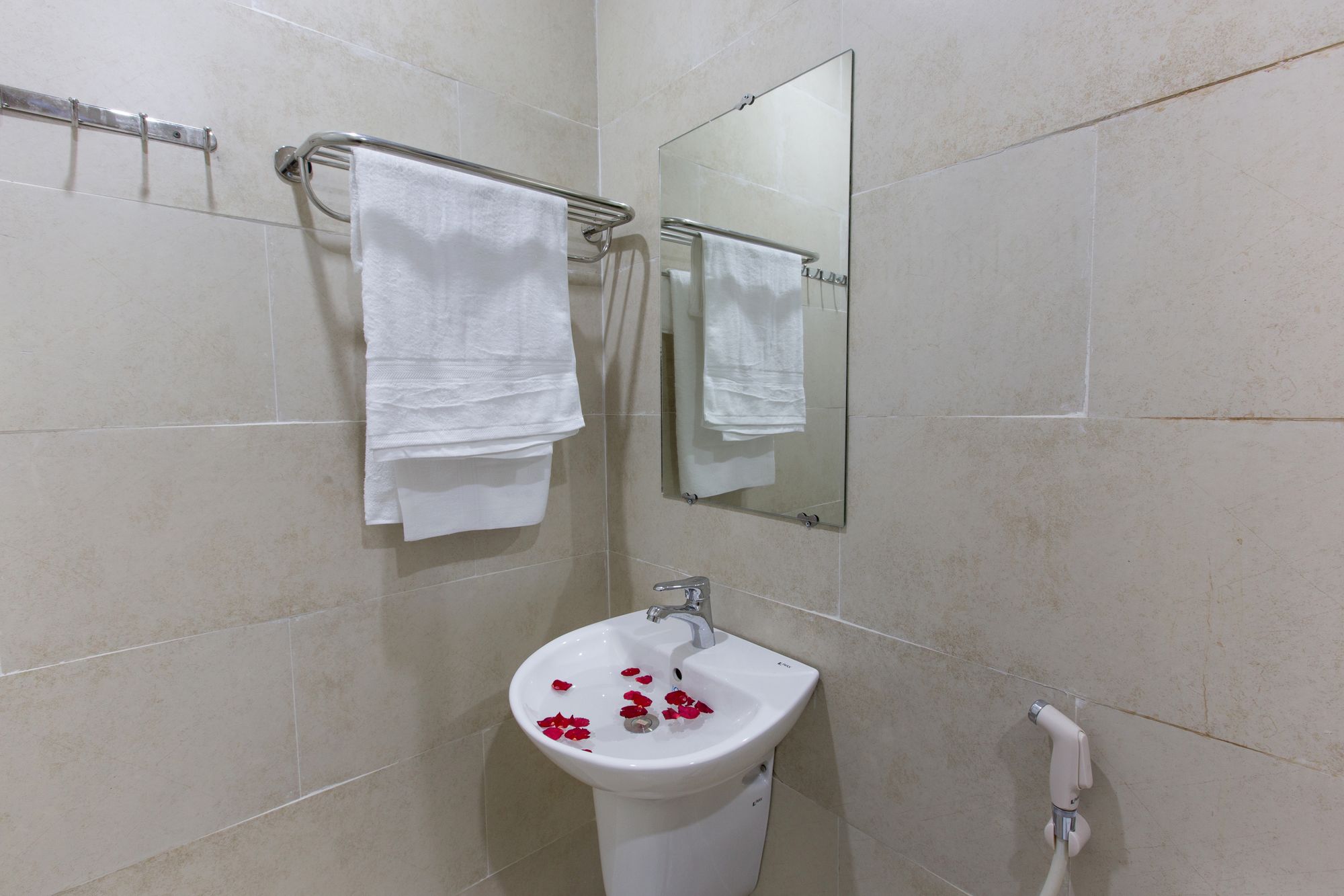 Golden Bee Homestay