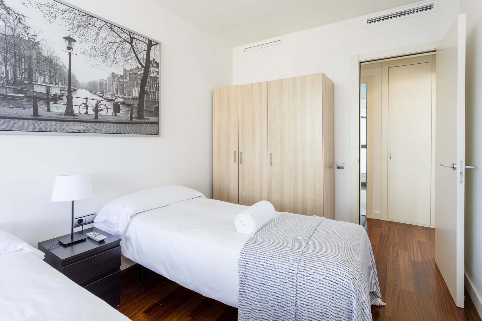 Unique Rentals - Seafront Lux Suite