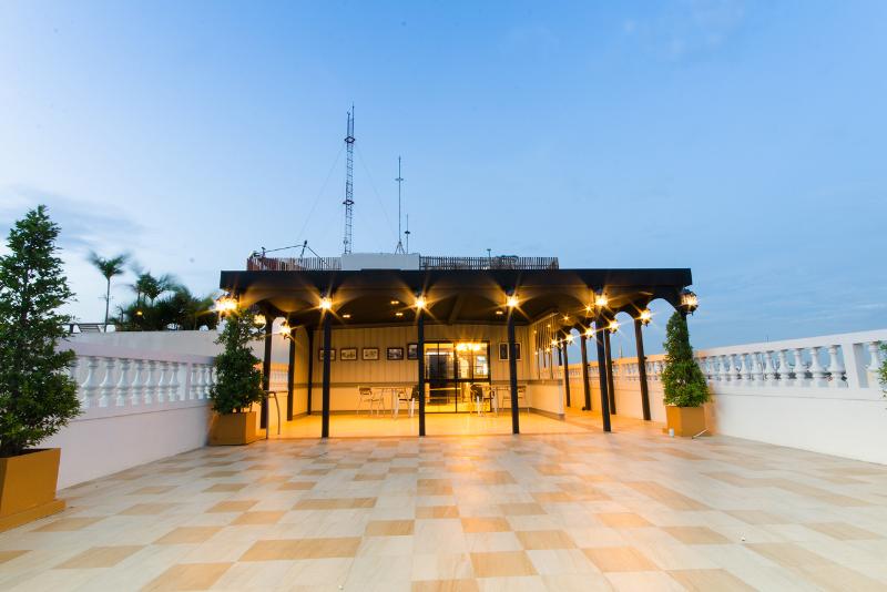 Khaosan Palace