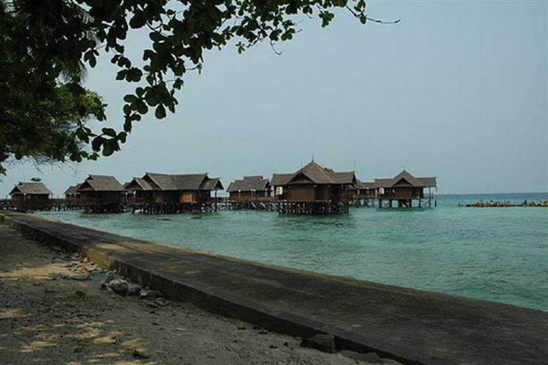 Pulau Ayer Resort & Cottages