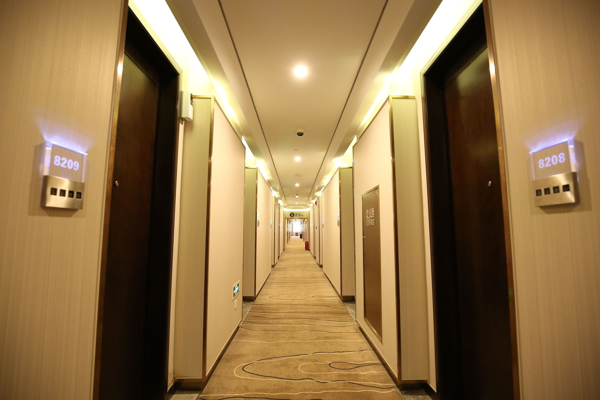 Crown Crystal Hotel