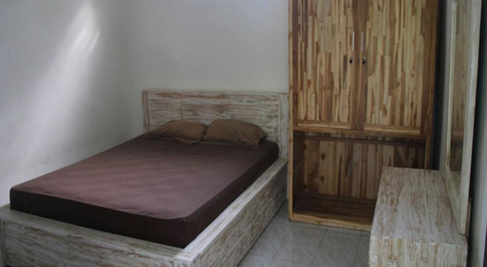 Legian Mas Beach Inn