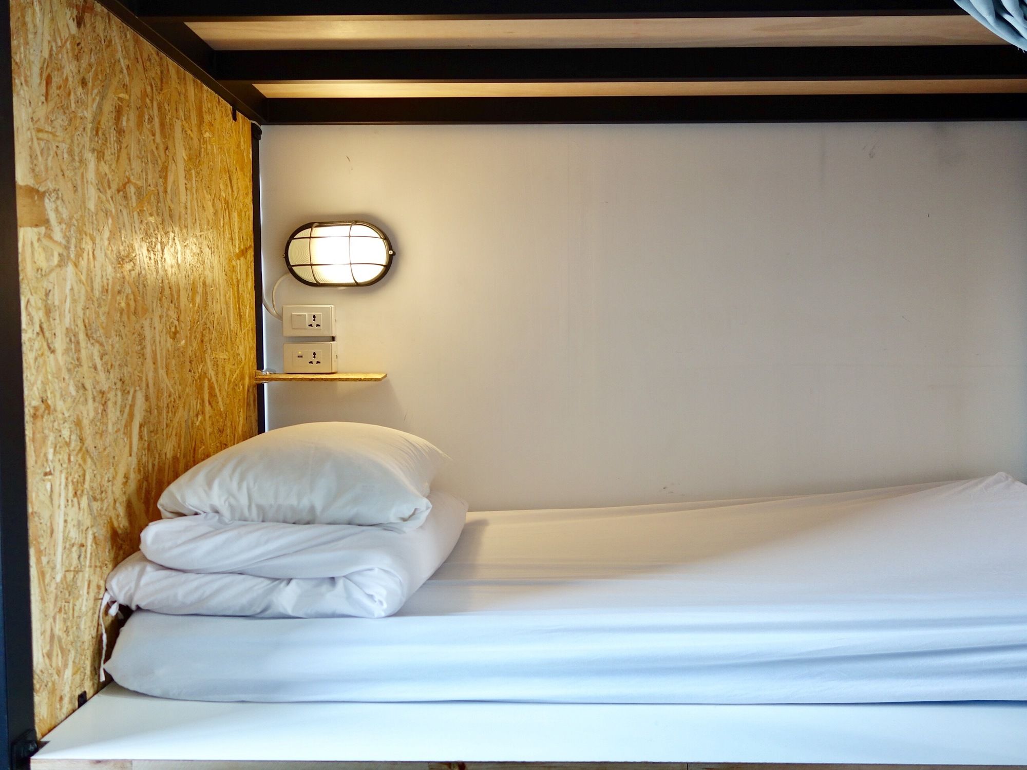 Old Man Captain Hostel