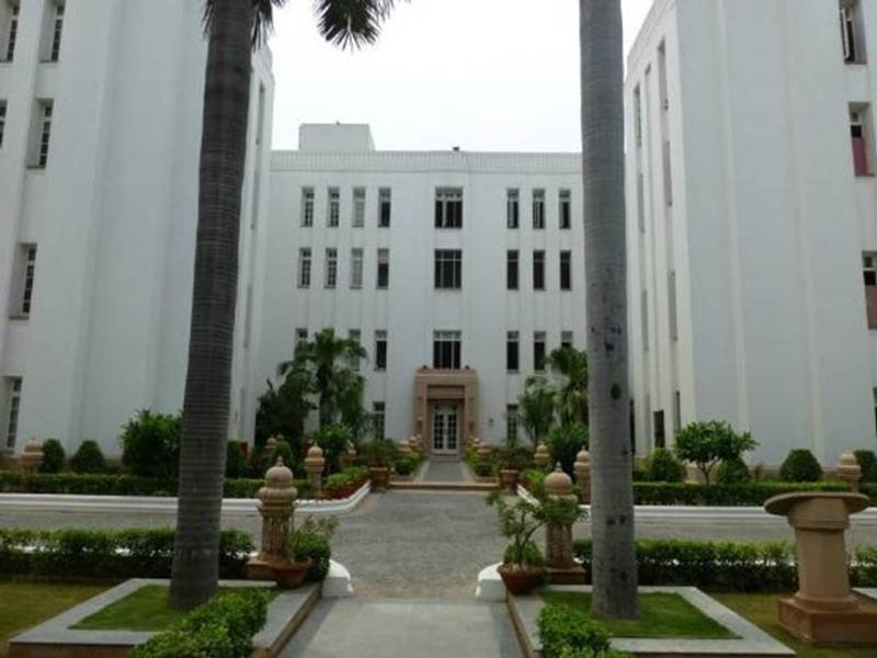 Imperial Apartments