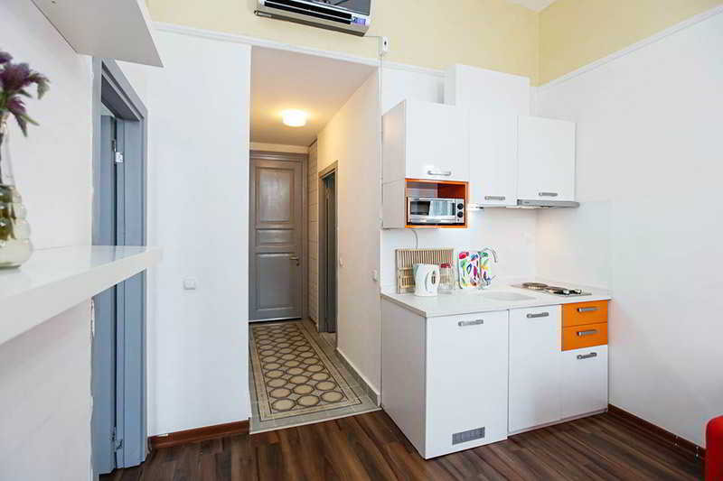The Selection Design Suites