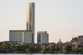 Four Seasons Hotel One Dalton Street Boston