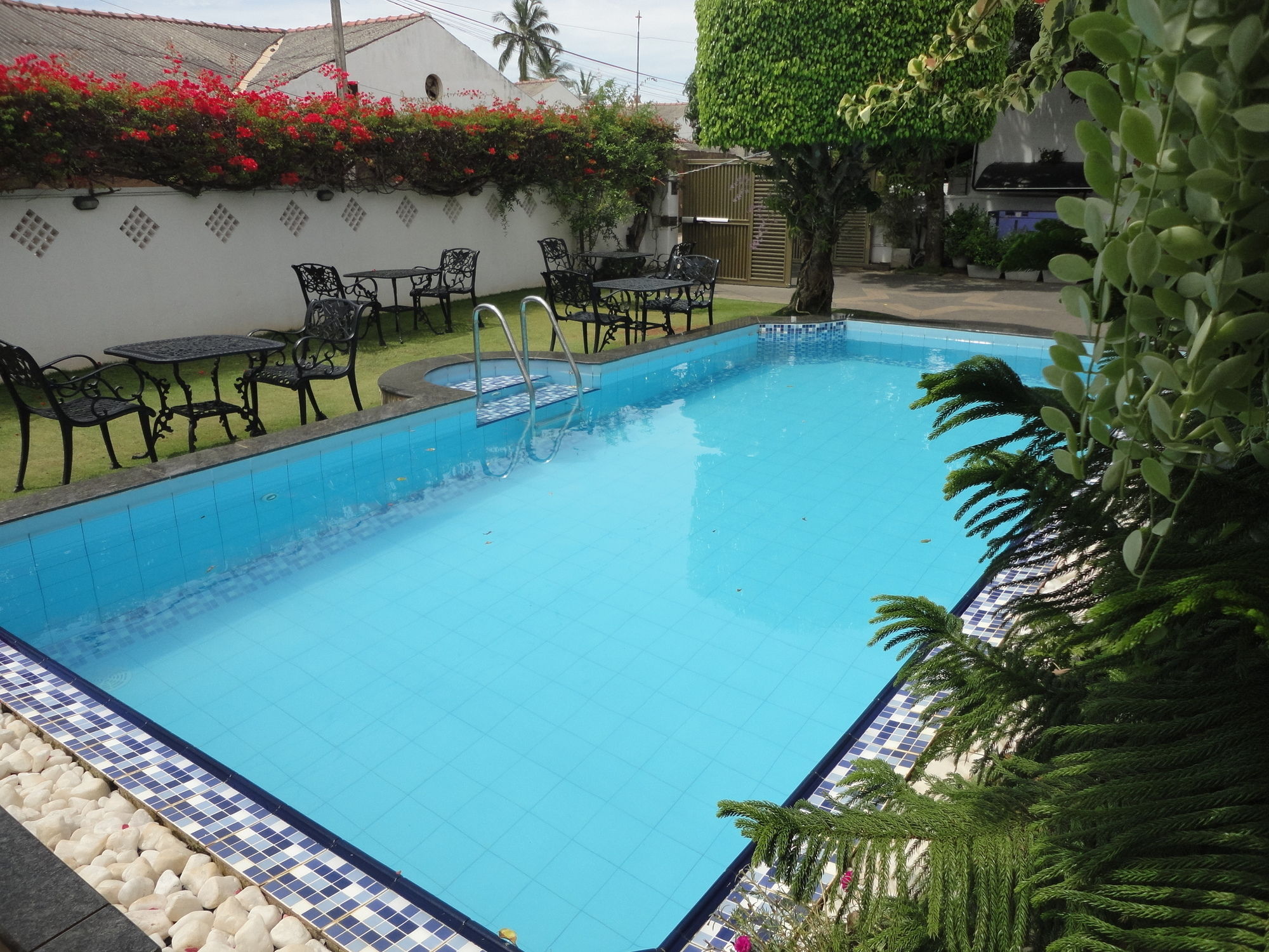 Suriya Arana Hotel