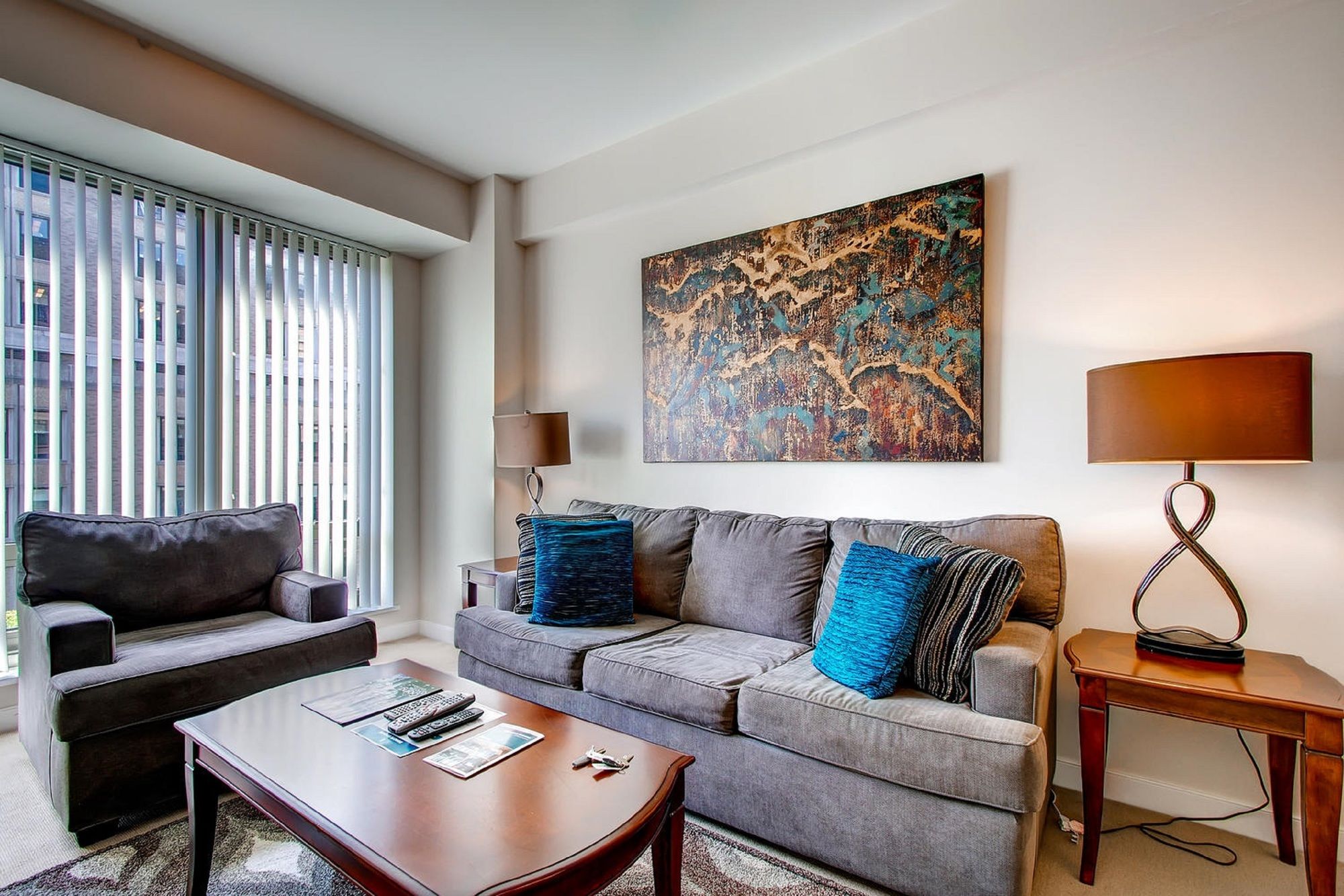 Global Luxury Suites At West End