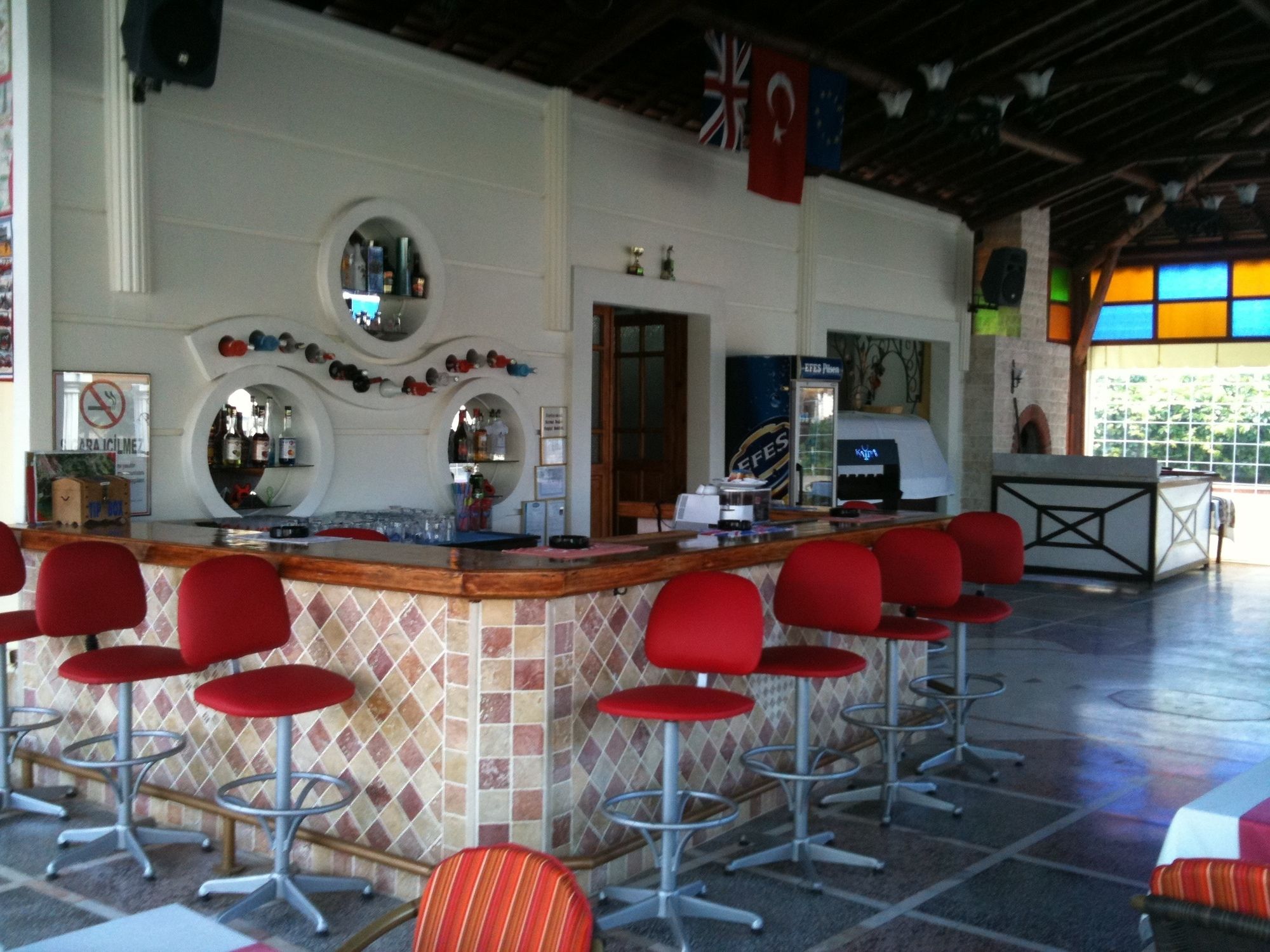 Cennet Hotel