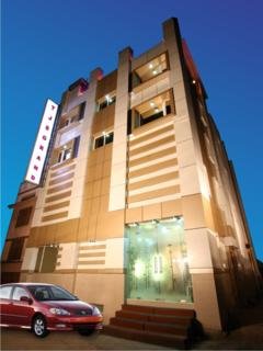 Tjs Grand Karolbagh